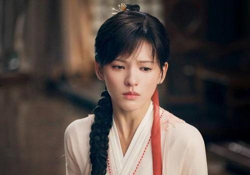 成毅张予曦恋情爆料最新,甜蜜互动引粉丝热议